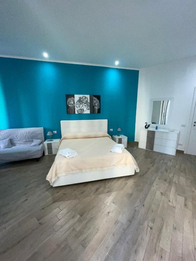 Dormire A Napoli Centro Holiday House Casa Vacanza Exteriör bild