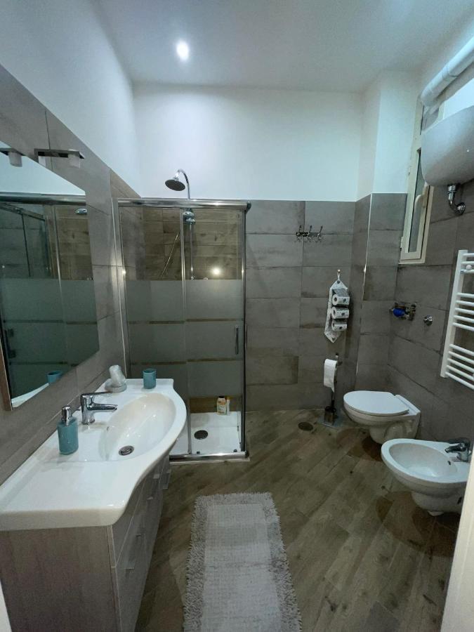 Dormire A Napoli Centro Holiday House Casa Vacanza Exteriör bild