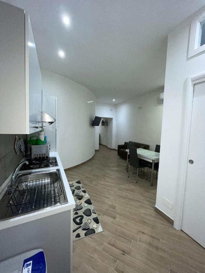 Dormire A Napoli Centro Holiday House Casa Vacanza Exteriör bild