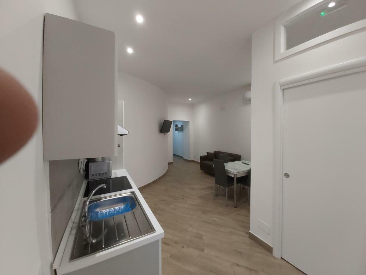 Dormire A Napoli Centro Holiday House Casa Vacanza Exteriör bild